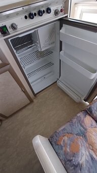 Karavan TEC 450 + velký předstan + nová STK + 100 km//h - 16