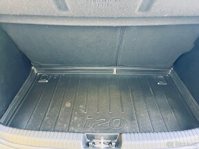 HYUNDAI I 20 1.2 I BENZÍN NAJETO JEN 62 TIS KM - 16
