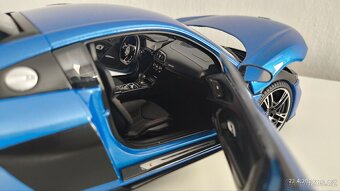 Model Audi R8 Performance 1:18 Keng Fai / NZG. - 16