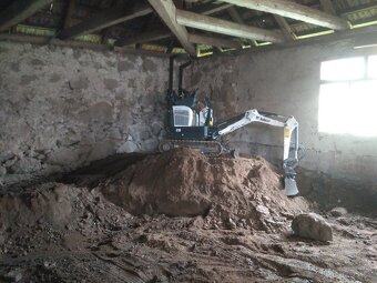 Zemní práce minibagr Bobcat E10 - 16