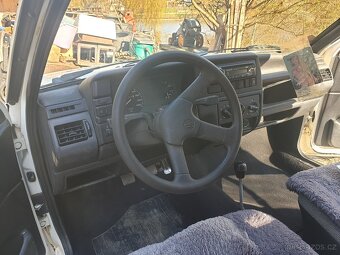 VW polo lkw - dvoumístný - 16