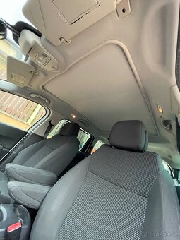 Peugeot 5008 - 1.6HDi 2013 - první majitel - 16