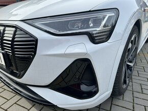 Audi e-tron 55 quattro S line - 16