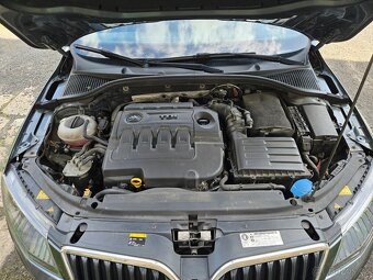 ŠKODA OCTAVIA 3 2.0 TDI RS DSG 135 KW 4X4 2016 - 16
