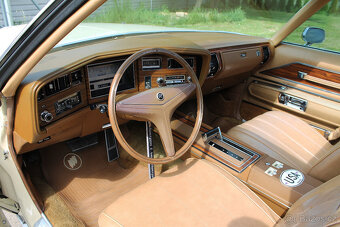 1974 Buick Riviera 455 V8 - vynikající originální stav - 16
