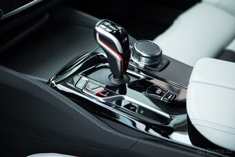 M5 Competition F90 TOP výbava, Servis, Záruka, Laser - 16