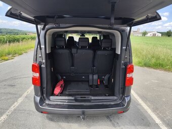 Toyota Proace Verso 2.0 130kw VIP, tažné 10/2019 - 16