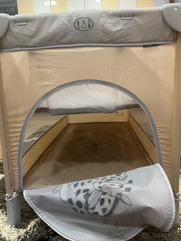 Cestovní postýlka - 16