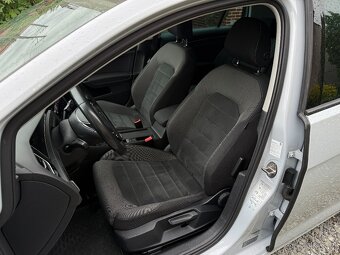 Volkswagen Golf 7 2.0 TDI 110kW DSG Highline Virtual - 16