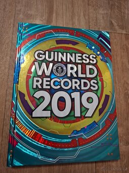 Guinnessovy knihy rekordů 2000, 2006 - 2020 a 2022 - 16