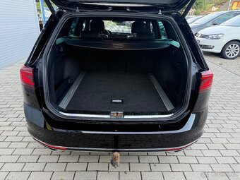 VW PASSAT 2.0 TDi EVO DSG MATRIX KAMERA TAŽNÉ 2022 - 16