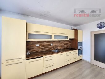 Byt 2kk 61 m2, Jundrov, garáž 36 m2, terasa 4 m2, klimatizac - 16