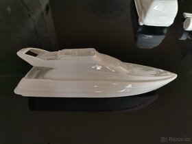 Porcelánová auta, formule, člun - 16