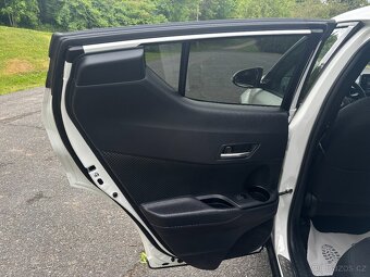 Toyota C-HR, 2020, 1.2 Turbo, CZ, S. Kniha, SELECTION, TOP - 16
