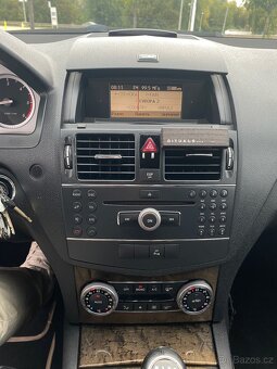 Mercedes-Benz W204 220cdi - 16