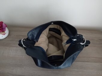 Tod's dámská luxusní hobo kabelka kožená - 16