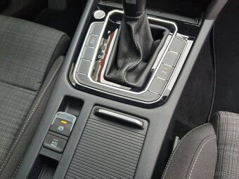 VW Passat B8 Variant 2.0 TDI 110kW DSG - záruka Autodraft - 16