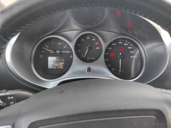 SEAT LEON 1.4 TSi 92KW, VELICE ZACHOVALÝ - 16