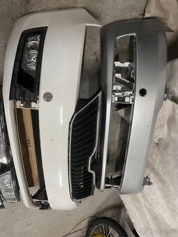 Rapid:kapota,blatníky,nárazníky,světla,dveře - 16