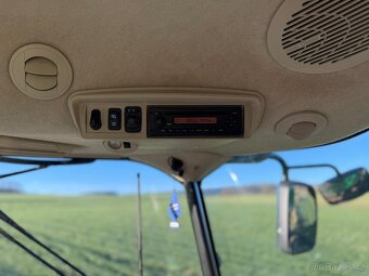 Sklízecí mlátička John Deere S670i Hillmaster - 16