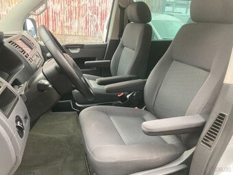 VOLKSWAGEN CARAVELLE T5 2,5TDi - 16