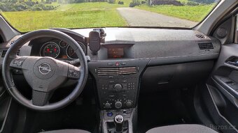 Opel Astra H Caravan 1.7 CDTi - 16
