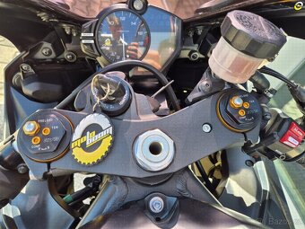 Yamaha YZF-R6 - 16