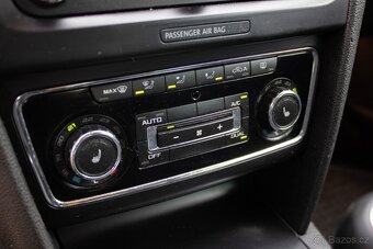 Škoda Superb Combi 2.0 TDI CR Ambition 4x4 - 16