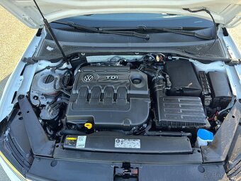 VW Passat 2.0TDI 110kW Highline - 16