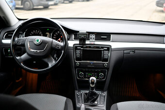 Škoda Superb 2, 2,0 TDI 125 kw, combi - 16
