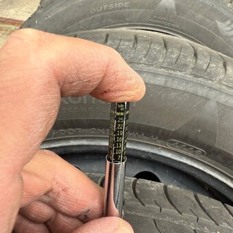 Letní sada Škoda - 5x100 - 185/60/15 vzorek 7mm - 16