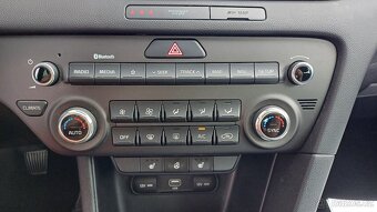 KIA Sportage 1.6 GDi 20TKM-NAVI-1.maj-ČR-TZ - 16