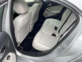 Mercedes-Benz A-Class 2014 – Automat, výbava, nízký nájezd - 16