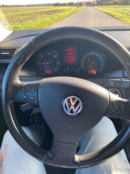 Volkswagen Passat B6 Combi 1.9TDI - 16
