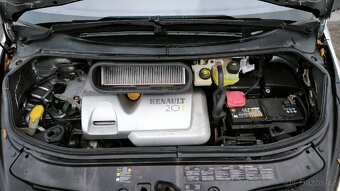 Renault Espace 2.0T benzín 125kW Automat - 16