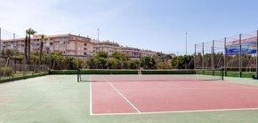 Zrekonstruovaný přízemní bungalow, Španělsko, Alicante - 16