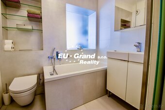 Prodej atypického bytu, 143 m2 - Praha - Staré Město - 16