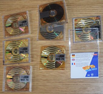 MINIDISC / minidisk recorder SONY MZ-R70, DO,sluch.,MD media - 16