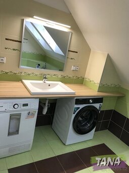 Rodinný dům o dispozici 6+KK /garáž se nachází na vlastním p - 16