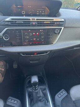 Prodám Citroen C4 Spacetourer 7 míst, rv 19,1,5 nafta 96 KW - 16