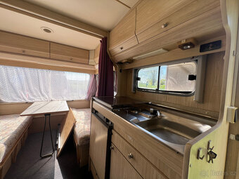 Karavan Beyerland Vitesse 430TM, osoby, předstan - 16