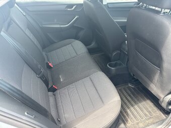 Škoda Rapid 1.2 Tsi 81kw r.v.2016, Serviska - 16