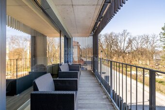 Apartmán 2+kk s lodžií a garážovým stáním u Máchova jezera v - 16