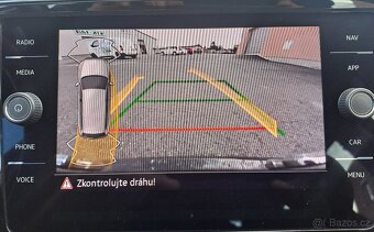 VW Passat B8 2,0 Tdi 110KW Elegance MOD 2020 LED KAMERA - 16