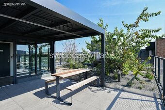 Pronájem bytu 1+kk 48 m² U Lihovaru, Praha - Smíchov - 16