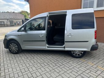 Volkswagen Caddy 2.0 TDi Trendline BlueMotion - 16
