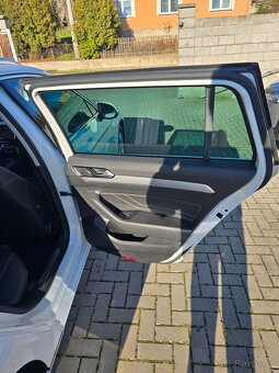 VW Passat 2,0 tdi 110kw HIGHLINE KAMERA - 16
