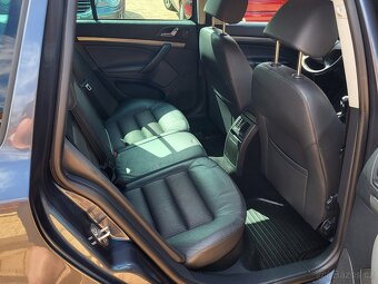 Škoda Octavia II 1.9TDi Elegance Polokůže - 2x sada - prav.s - 16