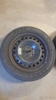 zimní pneu 205/55 R16 + ocelové disky - 16