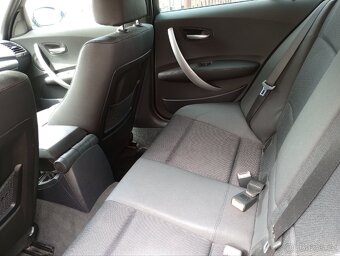 BMW 130i manuál - 16